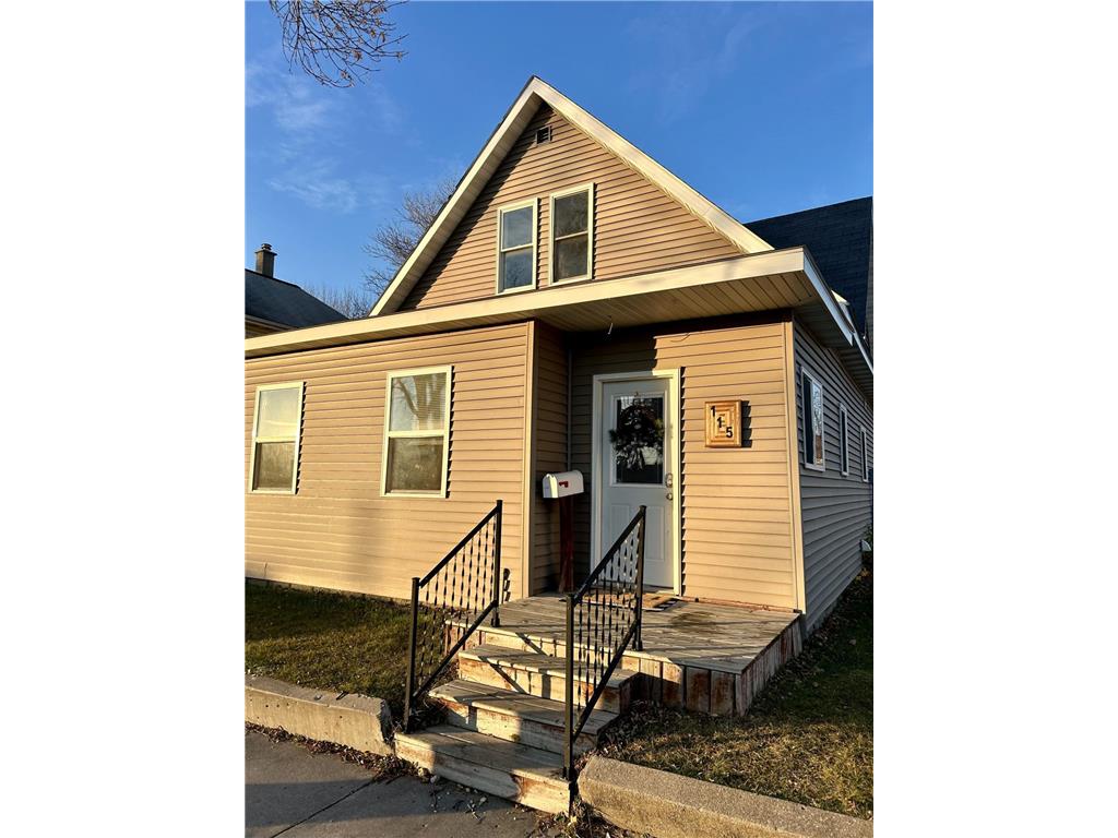 115 4th Street W Thief River Falls MN 56701 6632338 image1