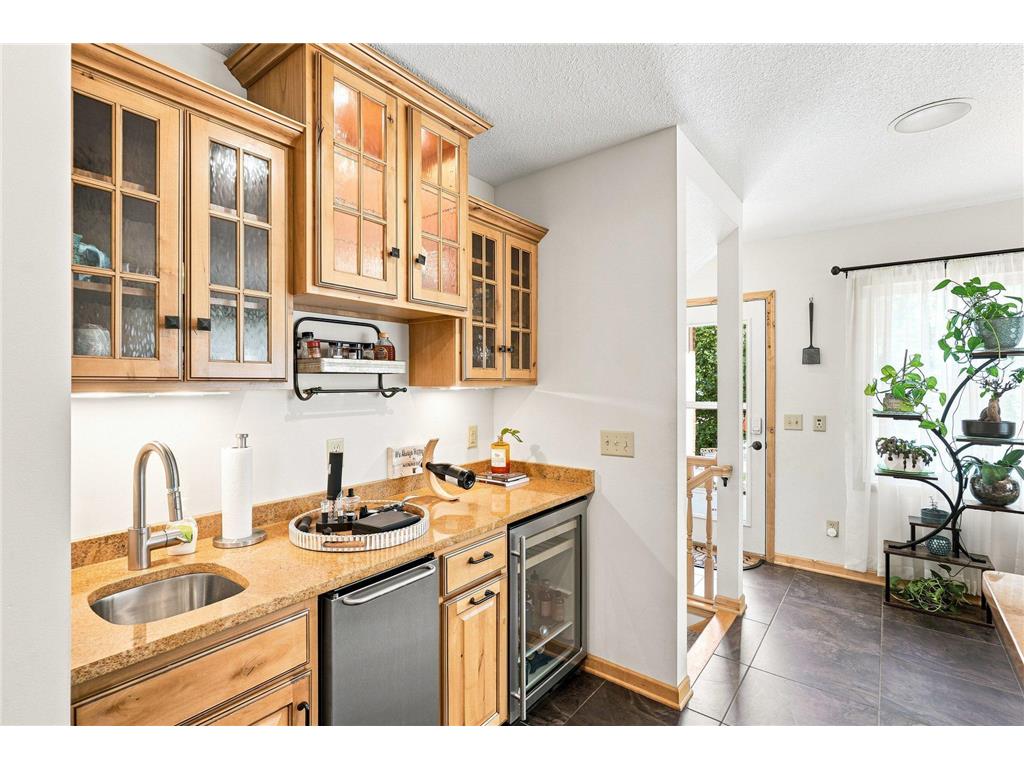 115 Blake Road S Hopkins MN 55343 7055408 image11