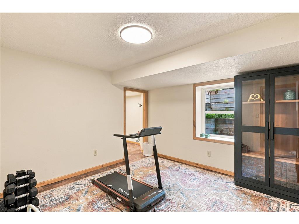 115 Blake Road S Hopkins MN 55343 7055408 image34