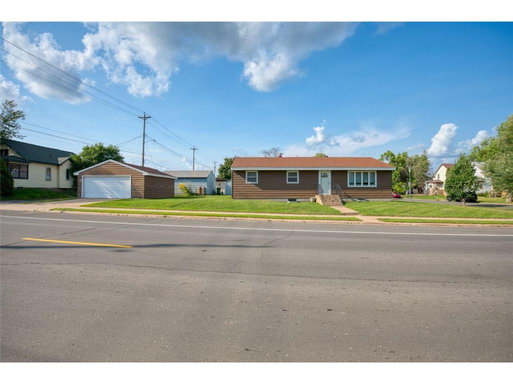 115 E 25th Street Hibbing MN 55746 6771593 image1