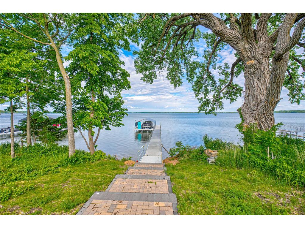 115 Lakeshore Circle Waconia MN 55387 - Waconia 6726813 image1