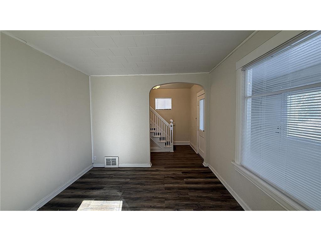 115 N 8th Street Montevideo MN 56265 7025368 image6