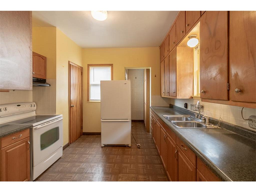 115 N Lexington Avenue Le Center MN 56057 7054293 image3