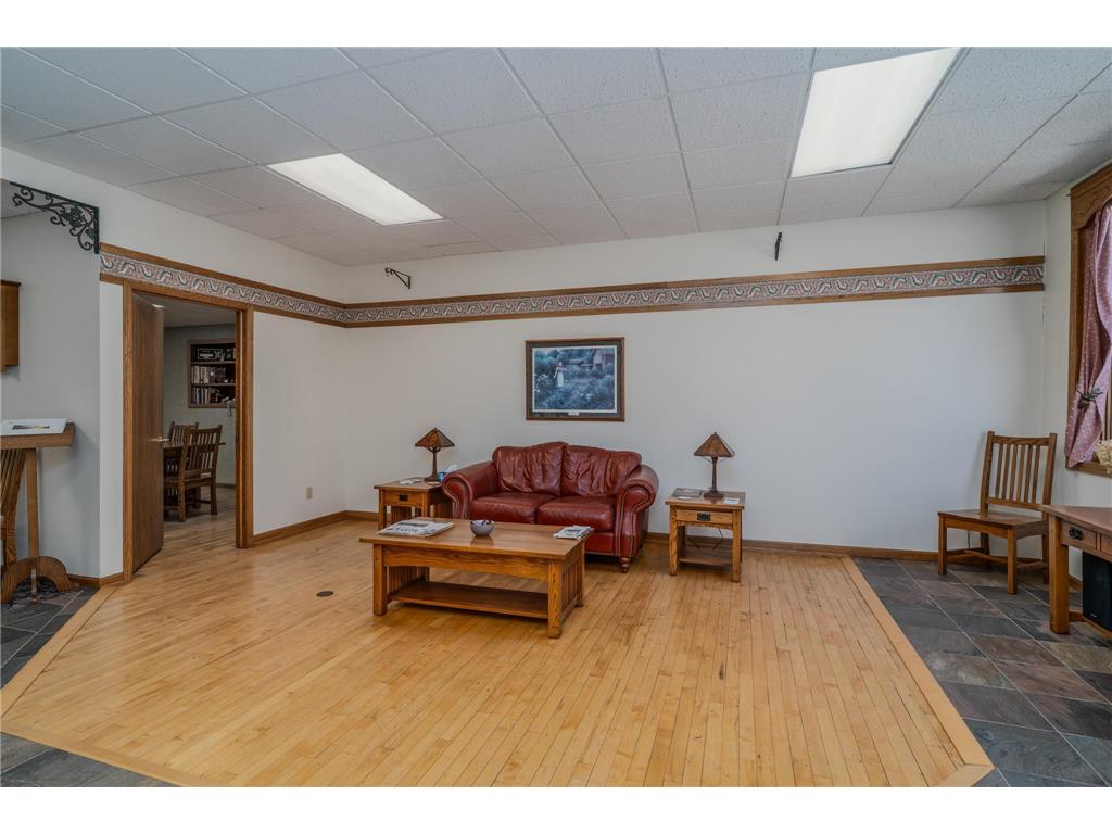 115 S Broadway Crookston MN 56716 7060723 image3