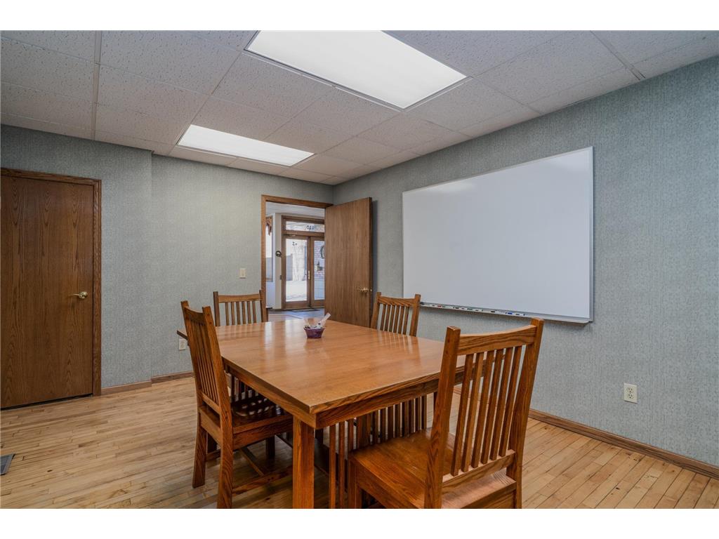 115 S Broadway Crookston MN 56716 7060723 image7
