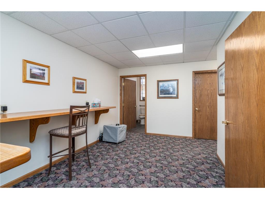 115 S Broadway Crookston MN 56716 7060723 image8