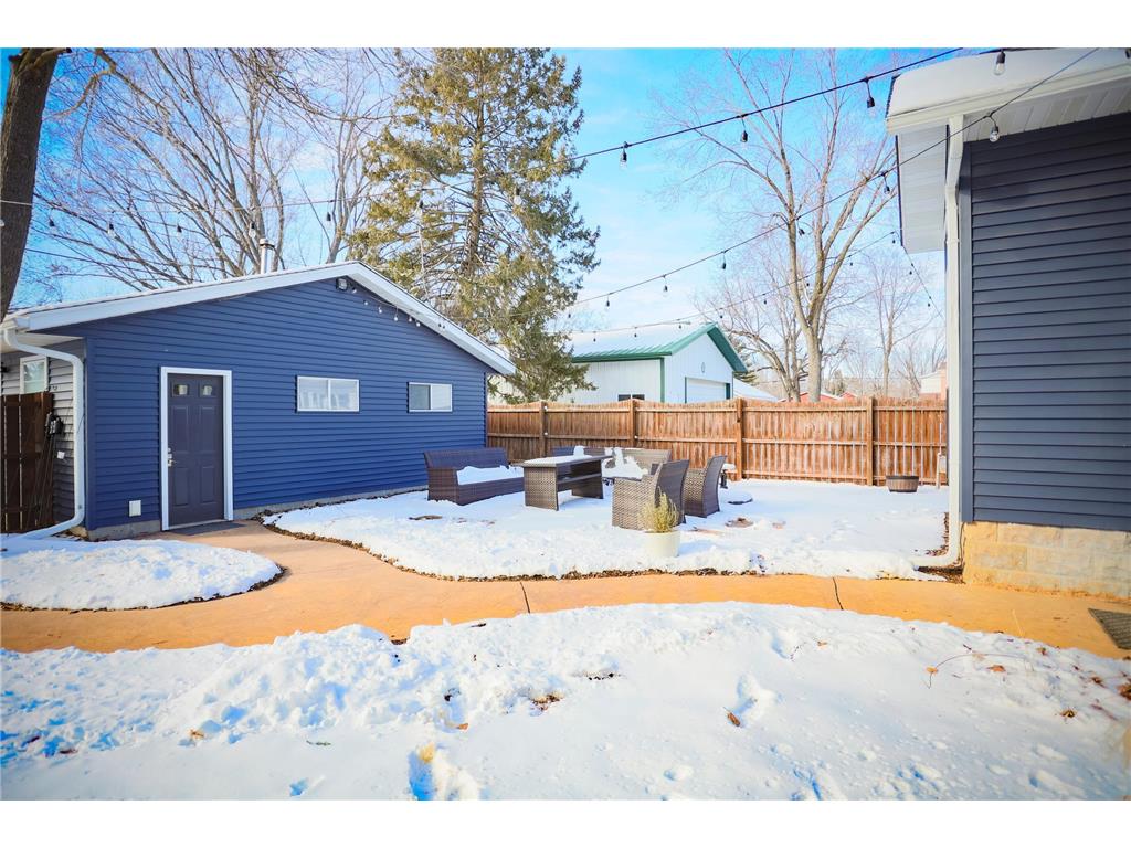 115 S Dallas Street River Falls WI 54022 7029636 image34