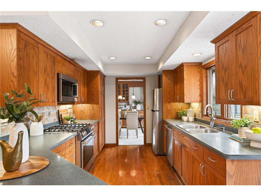 115 Smith Avenue Orono MN 55391 7042369 image23