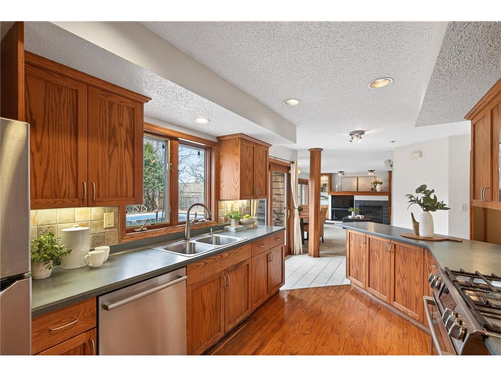 115 Smith Avenue Orono MN 55391 7042369 image25