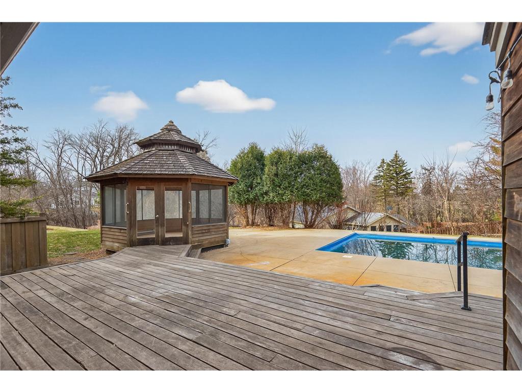 115 Smith Avenue Orono MN 55391 7042369 image55