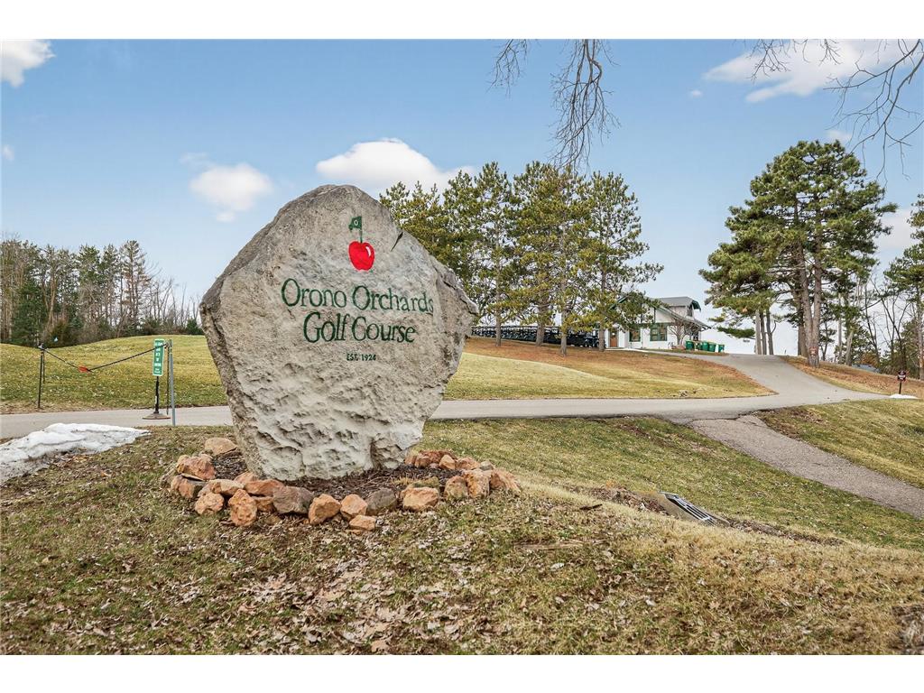 115 Smith Avenue Orono MN 55391 7042369 image68