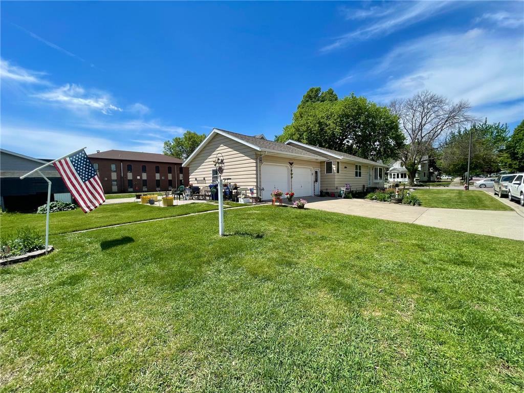115 W Lincoln Street Springfield MN 56087 7079040 image2