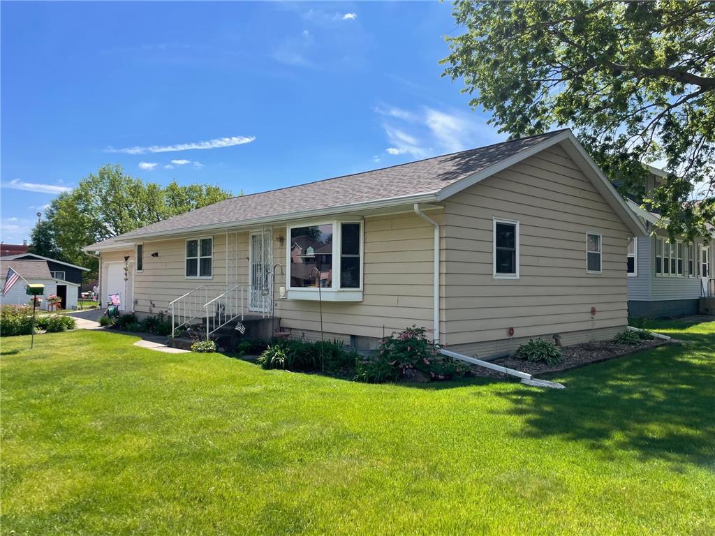 115 W Lincoln Street Springfield MN 56087 7079040 image30