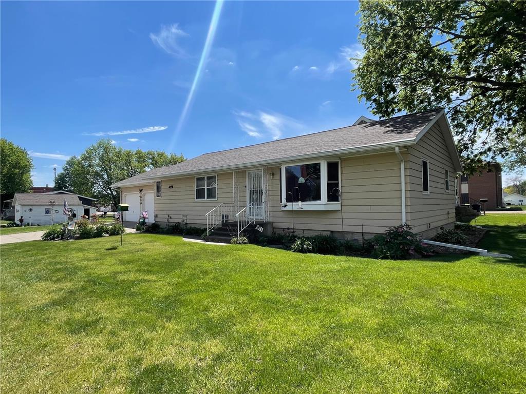 115 W Lincoln Street Springfield MN 56087 7079040 image31
