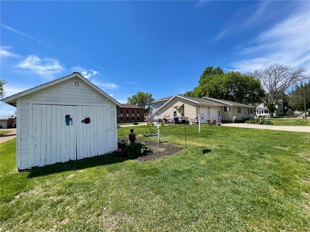 115 W Lincoln Street Springfield MN 56087 7079040 image37