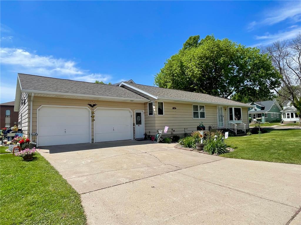 115 W Lincoln Street Springfield MN 56087 7079040 image4