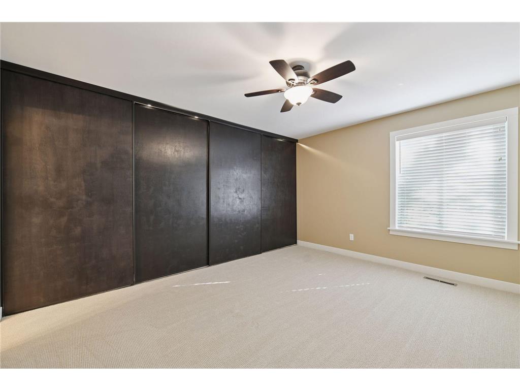 1150 Black Oaks Lane N Plymouth MN 55447 6810522 image16