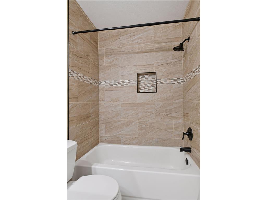 1150 Black Oaks Lane N Plymouth MN 55447 6810522 image21