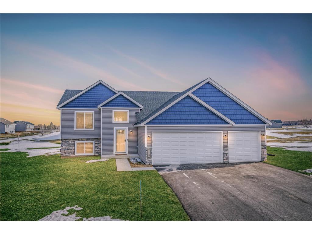 1150 Ivy Way, Faribault, MN 55021 MLS 6344130 Edina Realty