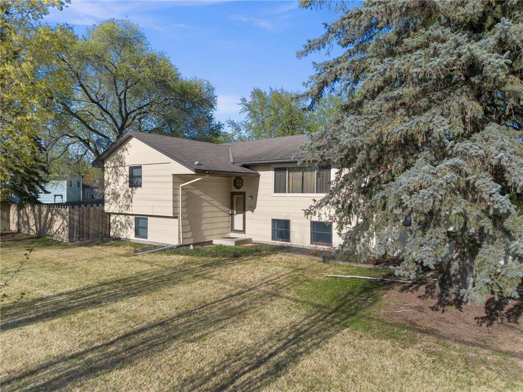11500 Douglas Drive N Champlin MN 55316 7062874 image1