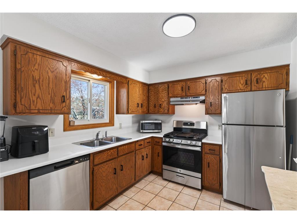 11511 Idaho Avenue N Champlin MN 55316 6819655 image7