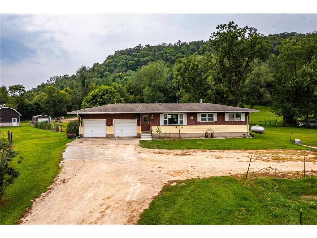 11512 County 4 Yucatan Twp MN 55943 6767972 image1