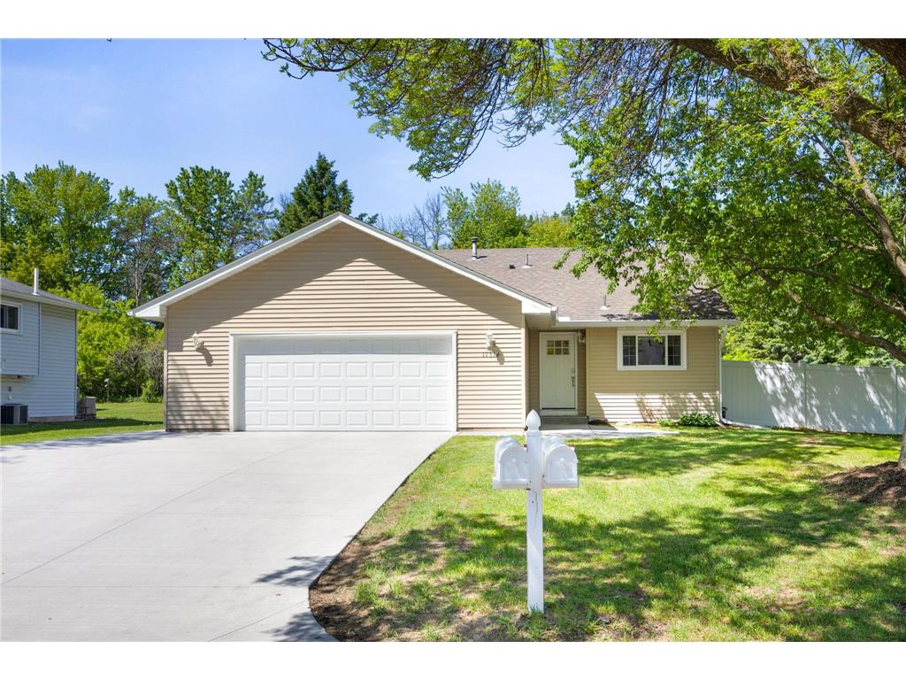 11516 100th Place N Maple Grove MN 55369 7080202 image1