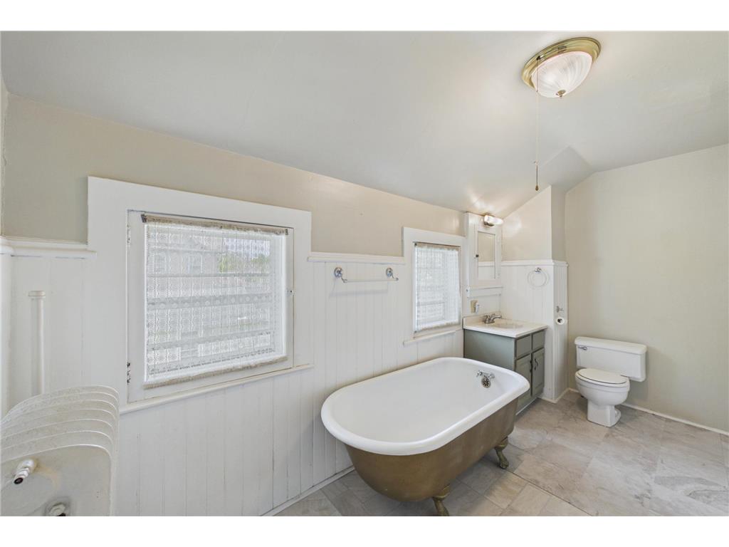 1152 Ross Avenue Saint Paul MN 55106 7080915 image17