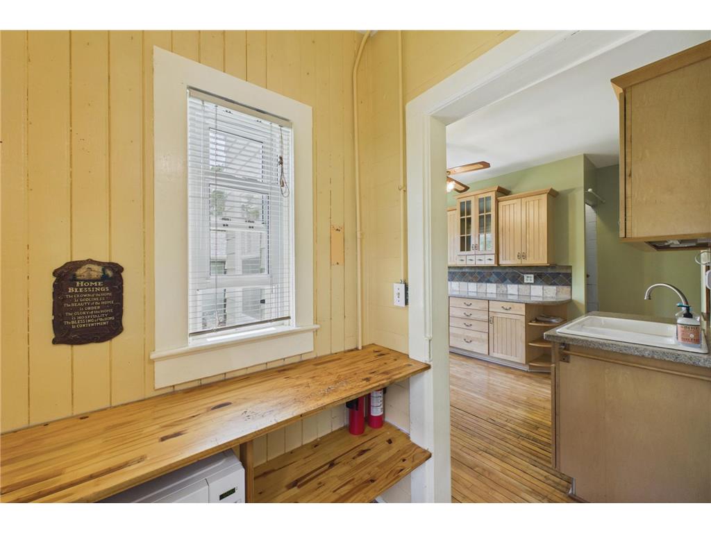 1152 Ross Avenue Saint Paul MN 55106 7080915 image7