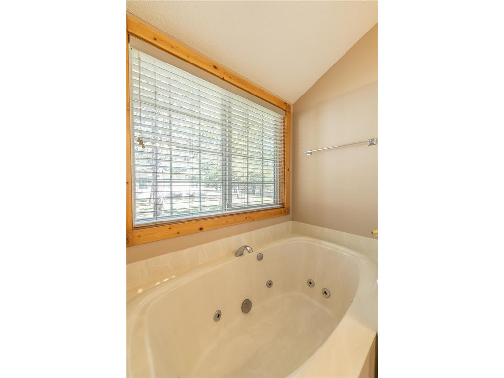 11525 Bay Pointe Drive #4B Pelican Twp MN 56472 - Pelican 7058400 image13