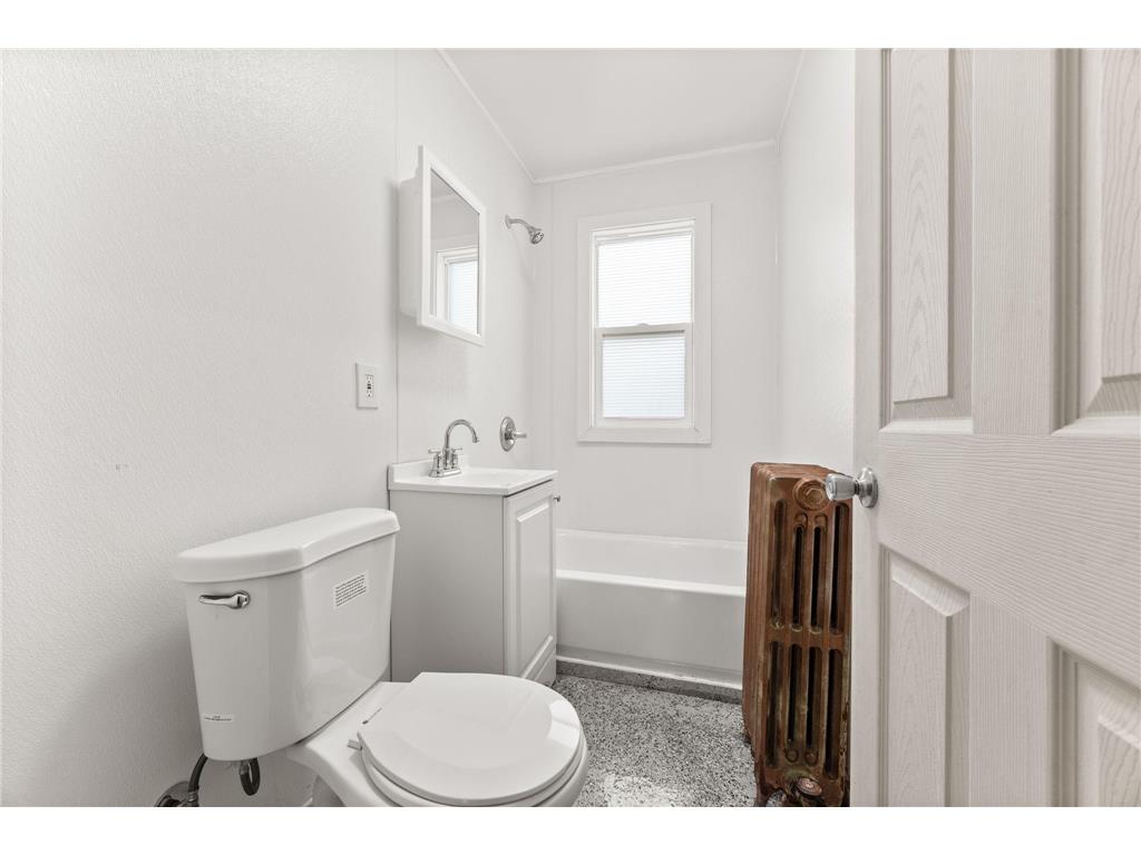 1153 Central Avenue W Saint Paul MN 55104 6815182 image18