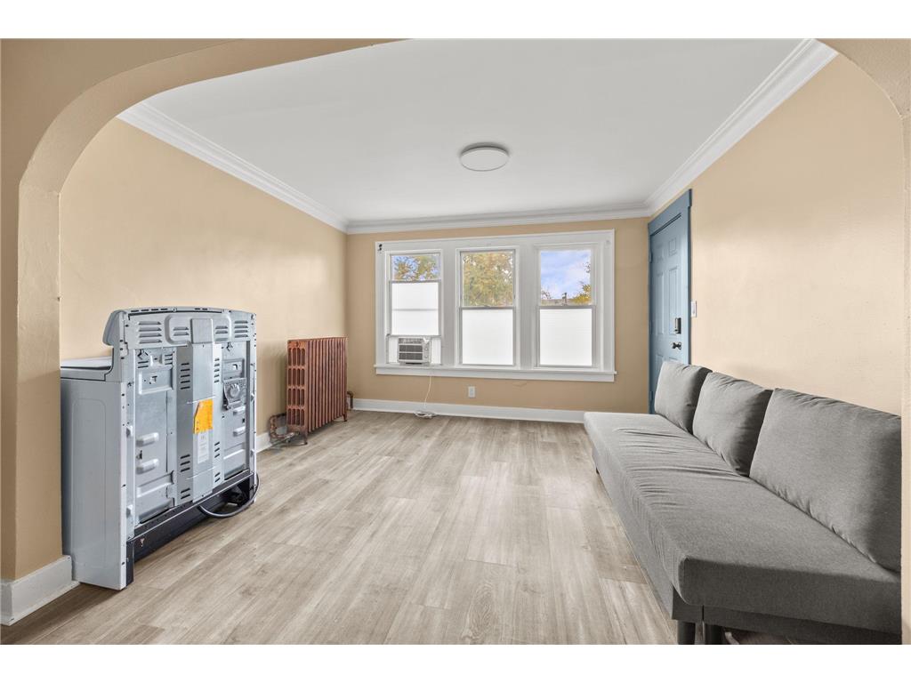 1153 Central Avenue W Saint Paul MN 55104 6815182 image19