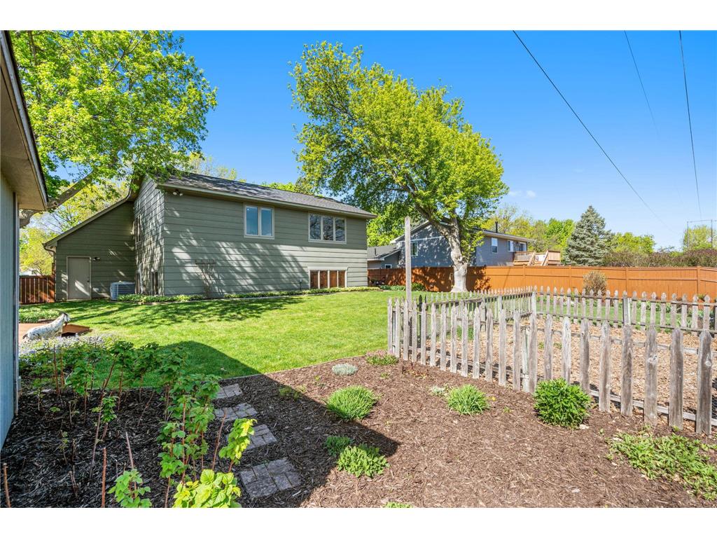 11532 Oregon Avenue N Champlin MN 55316 7062909 image10