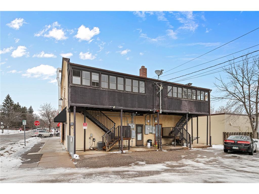 1154 Grand Avenue Saint Paul MN 55105 7021213 image10