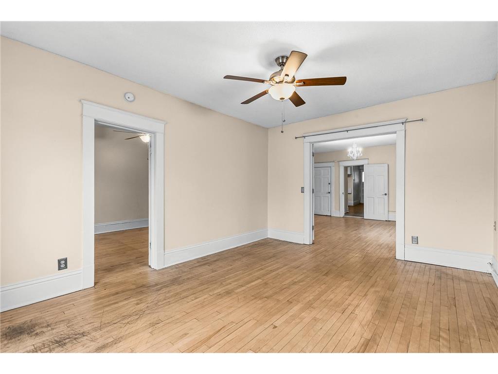1154 Grand Avenue Saint Paul MN 55105 7021213 image7