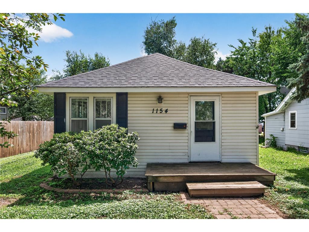 1154 Lawson Avenue E Saint Paul MN 55106 7111090 image1