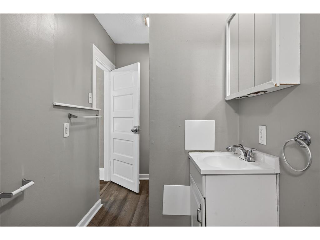 1154 Lawson Avenue E Saint Paul MN 55106 7111090 image14