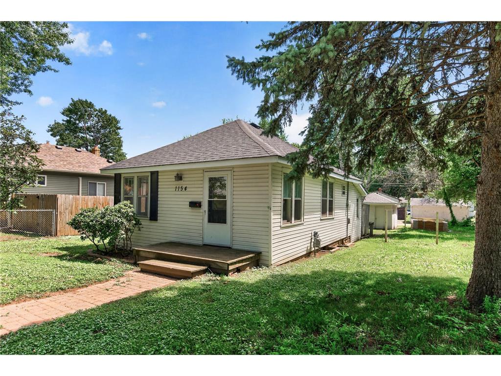 1154 Lawson Avenue E Saint Paul MN 55106 7111090 image2