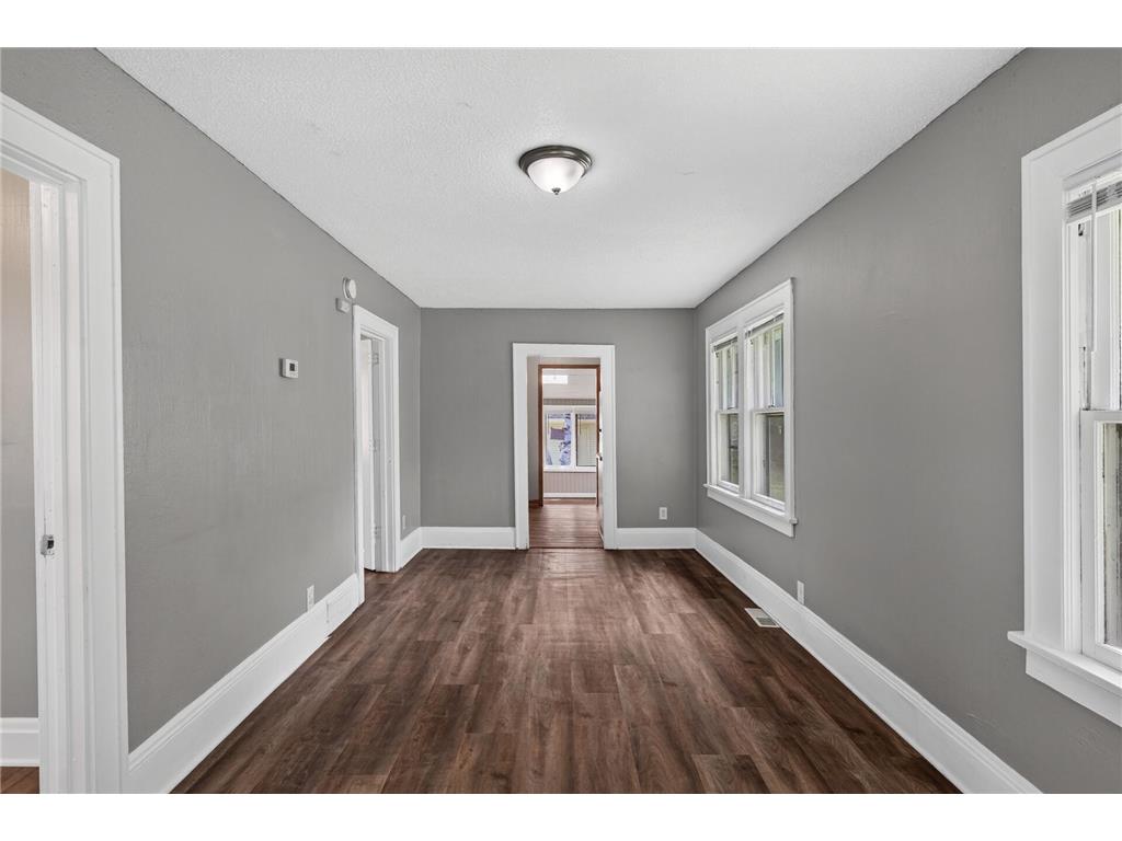 1154 Lawson Avenue E Saint Paul MN 55106 7111090 image6