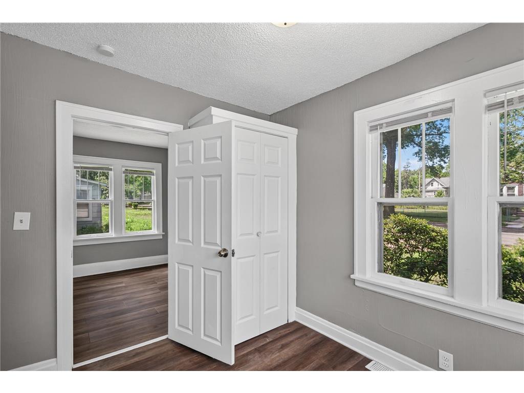 1154 Lawson Avenue E Saint Paul MN 55106 7111090 image9