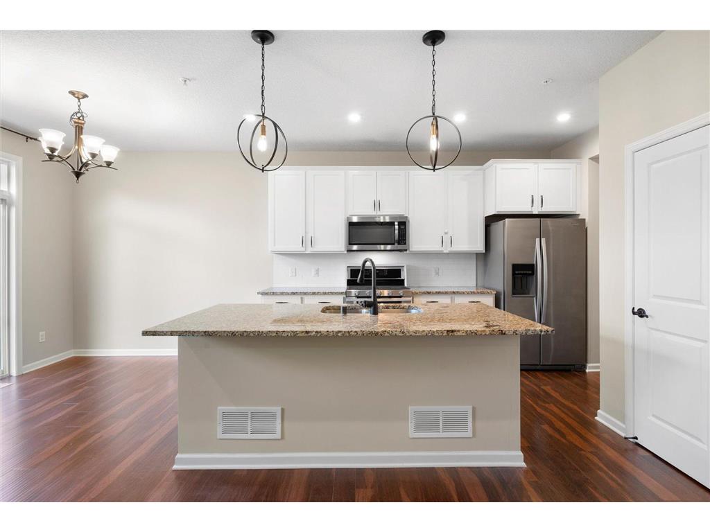 11540 81st Place N Maple Grove MN 55369 6785646 image11