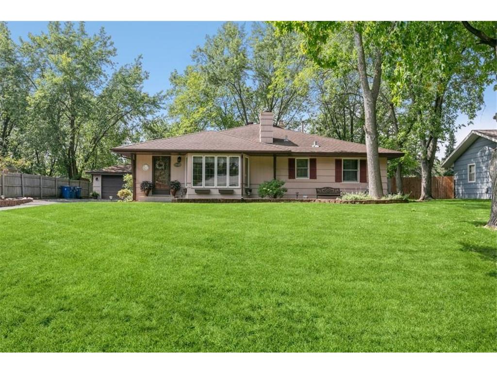 11542 Xavis Street NW, Coon Rapids, MN, 55433 MLS 6254427 Edina Realty