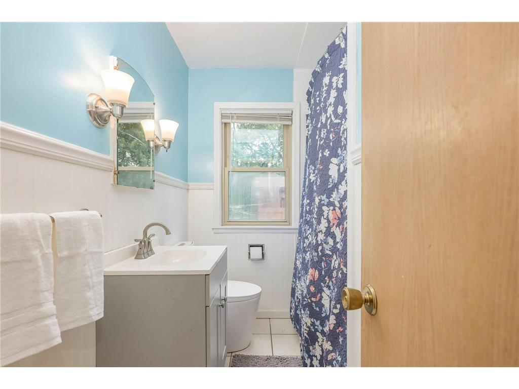 1155 4th Street E Saint Paul MN 55106 7090249 image13