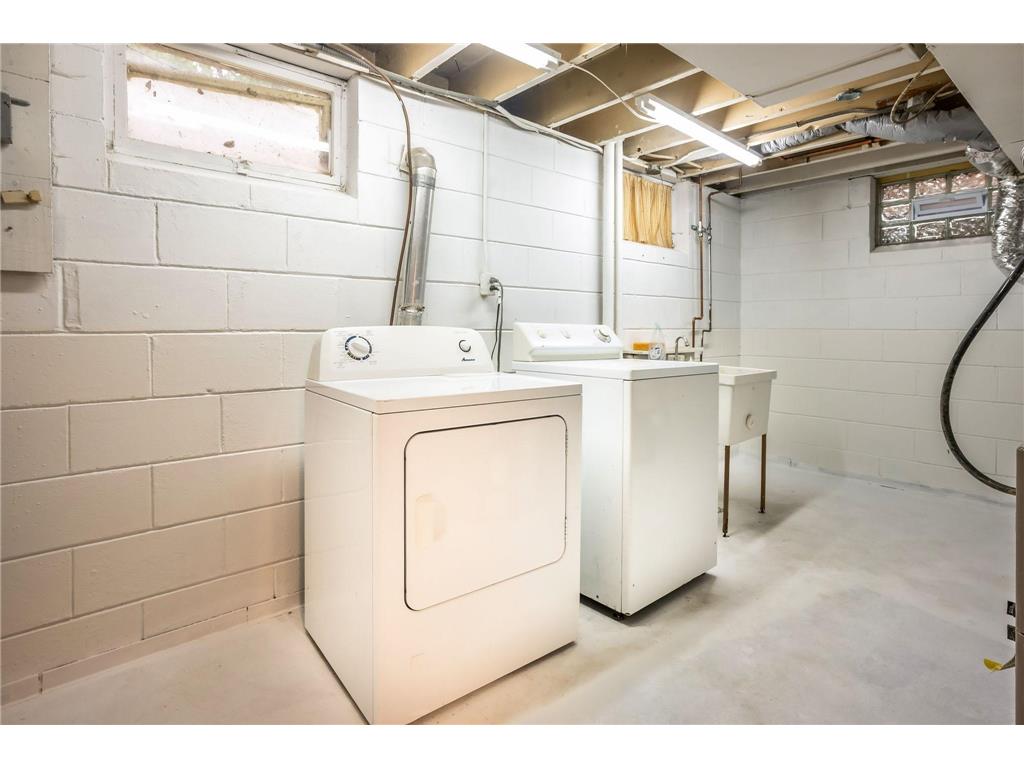 1155 4th Street E Saint Paul MN 55106 7090249 image27