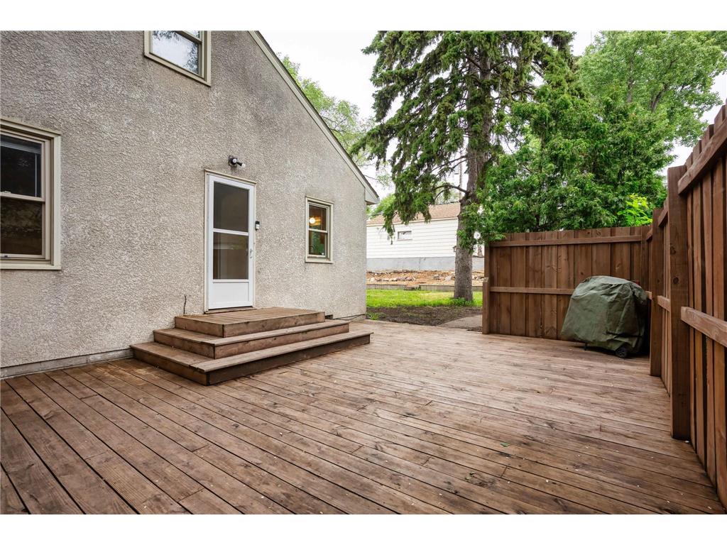 1155 4th Street E Saint Paul MN 55106 7090249 image36