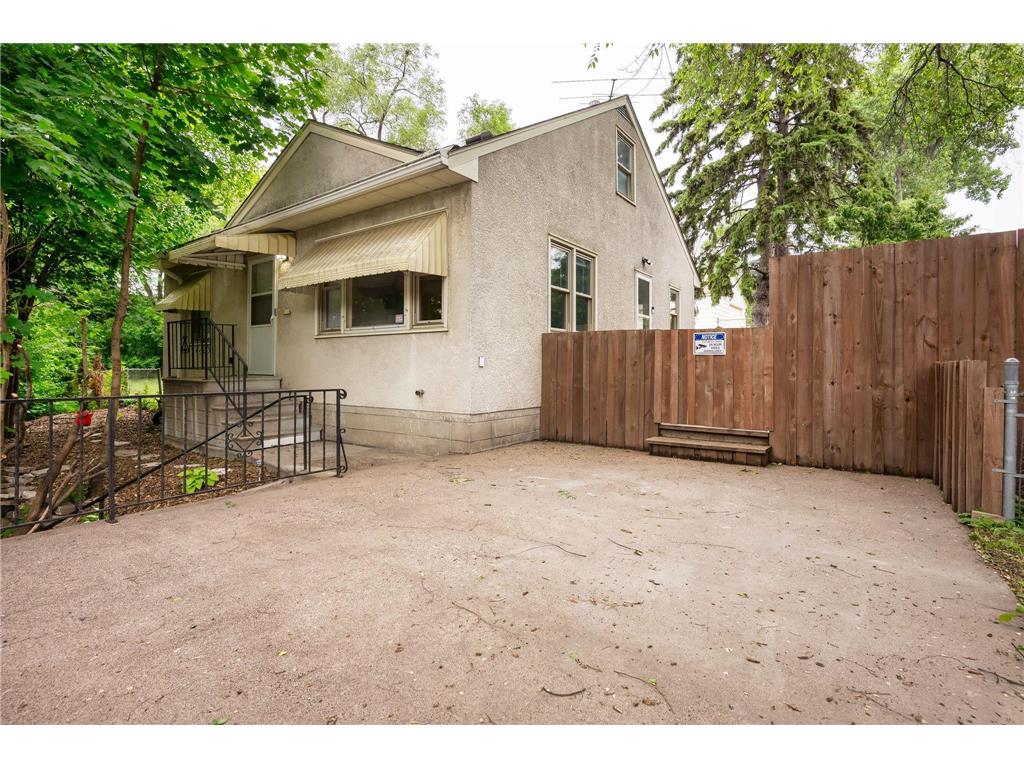 1155 4th Street E Saint Paul MN 55106 7090249 image39
