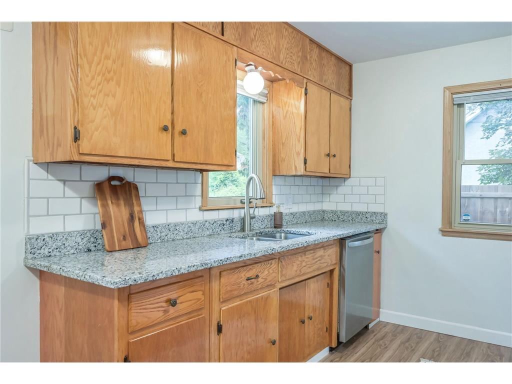 1155 4th Street E Saint Paul MN 55106 7090249 image8