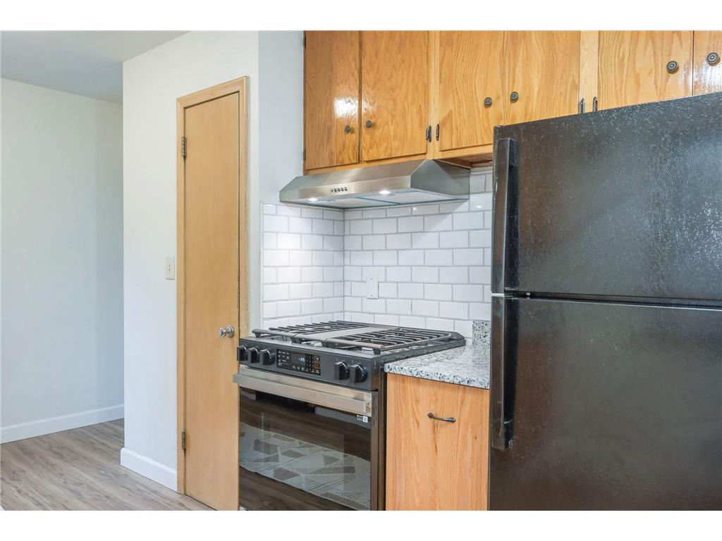 1155 4th Street E Saint Paul MN 55106 7090249 image9