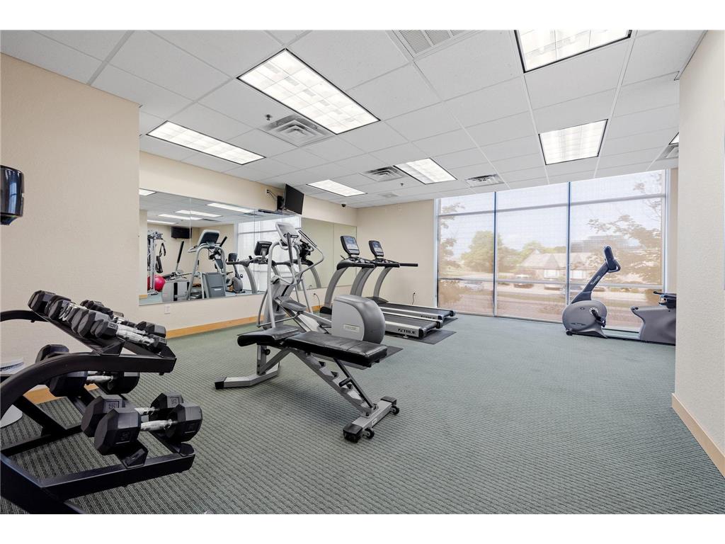 1155 Ford Road #402 Saint Louis Park MN 55426 7063066 image35