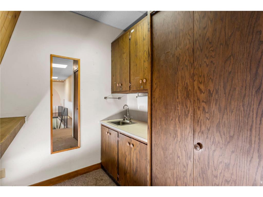 1155 Joy Circle SW Cambridge MN 55008 6799048 image18